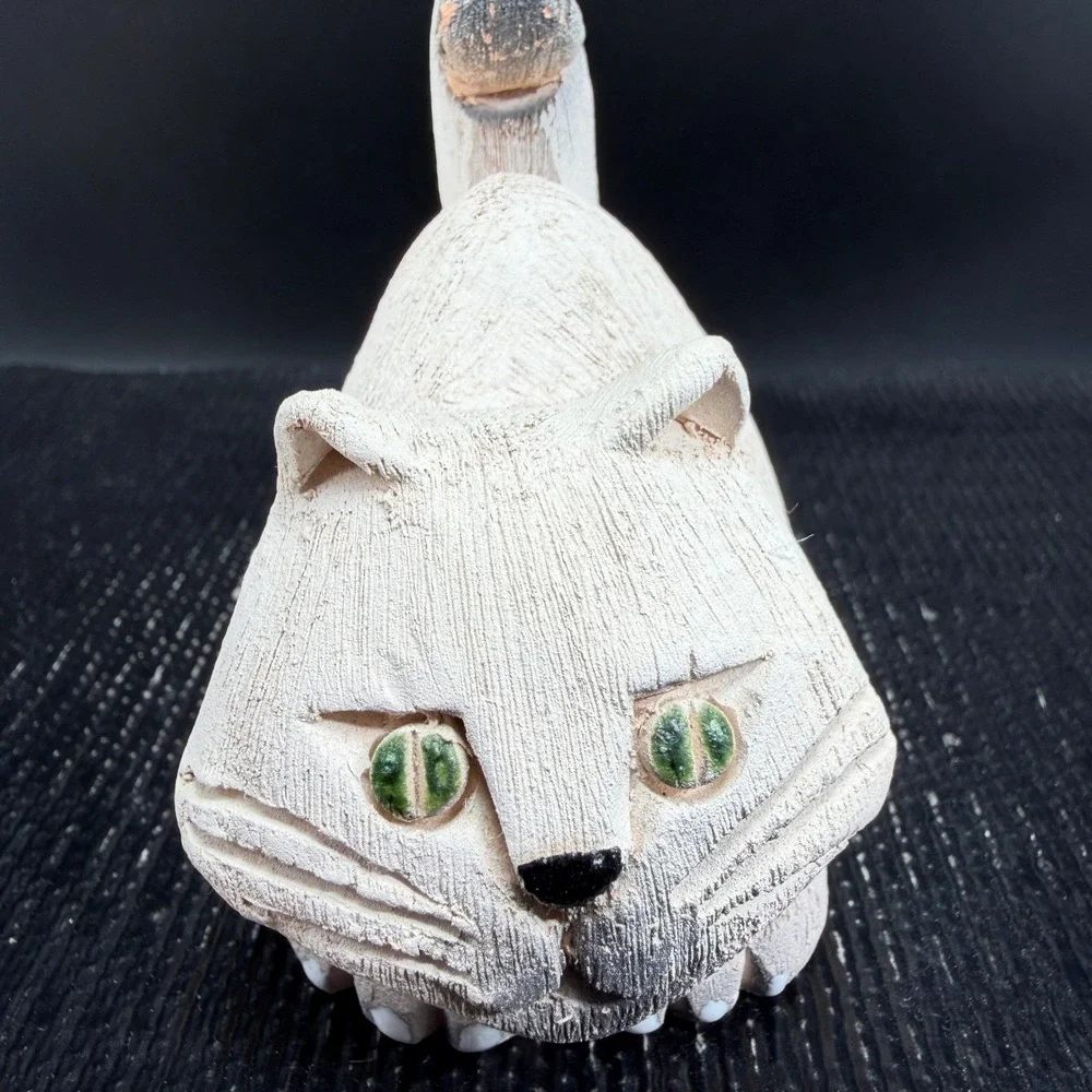 Artesania Rinconada Kitty Cat Figurine‎ Textured Clay Green Eyes Uruguay 3in